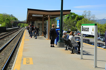Image - Rail Service